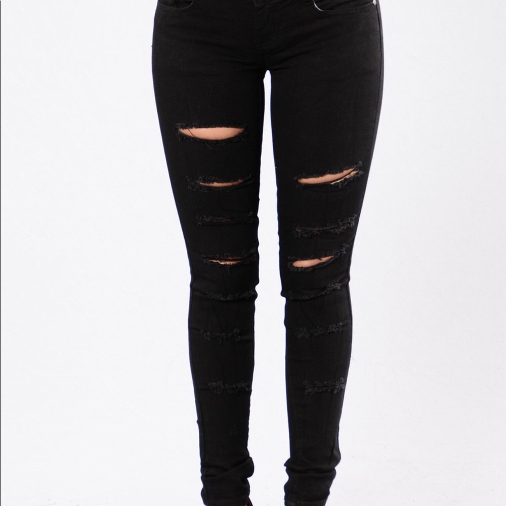 NWT! Black Ripped Jeans